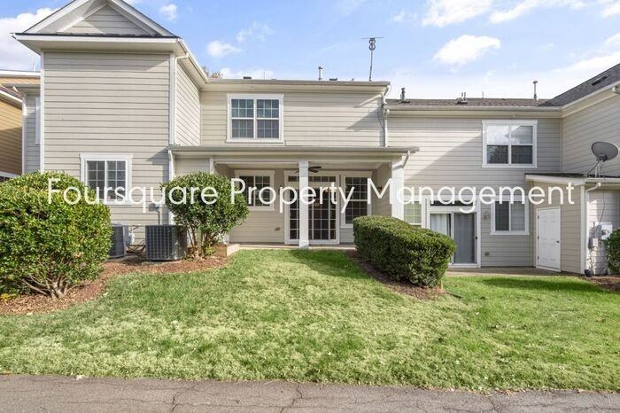 1914 Whirlaway Ct - Photo 5 of 36