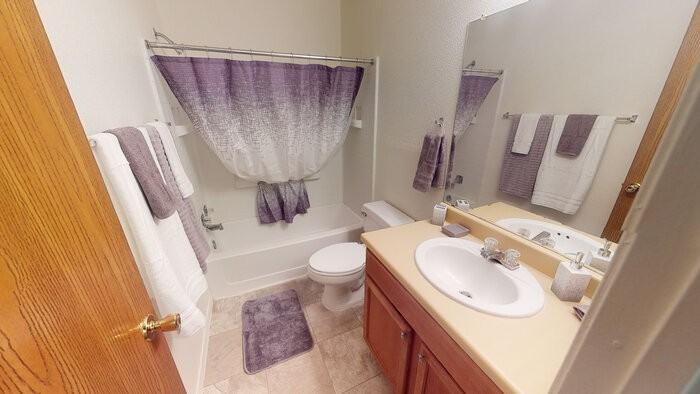 336 Norbeck Ct - Photo 3 of 5