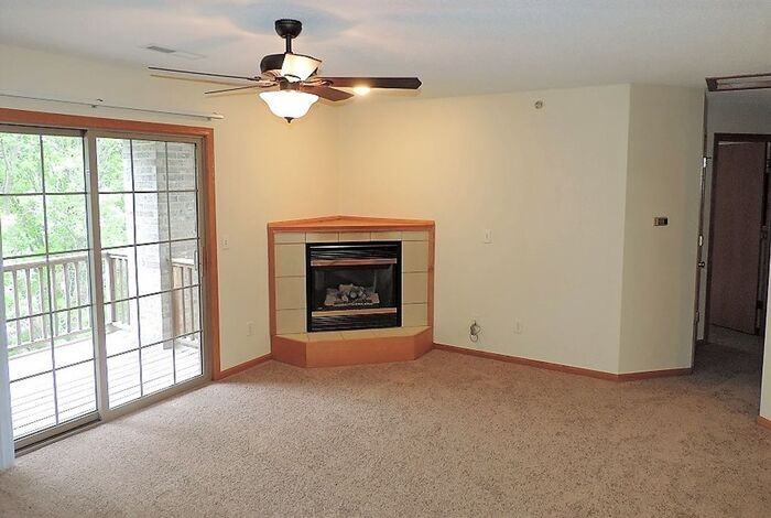 2869 Coral Ct #301 - Photo 4 of 17