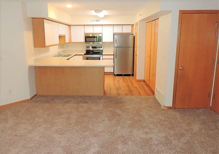 2869 Coral Ct #301 - Photo 7 of 17