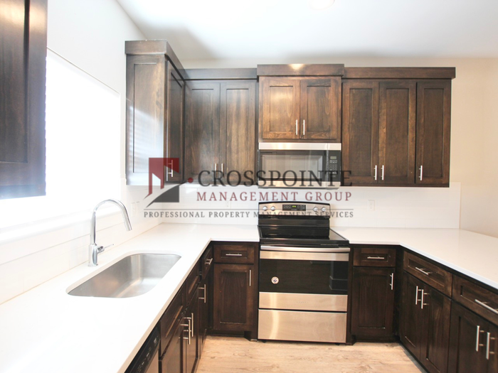 307 Henry St #05 - Photo 5 of 27