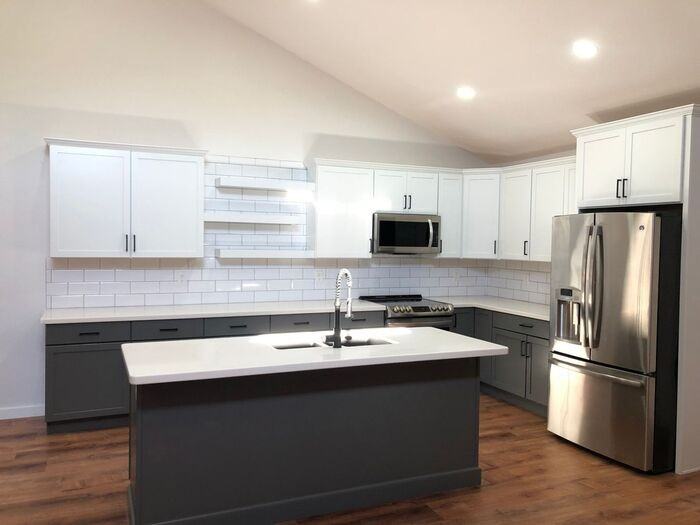 9019 E Winchcomb Dr - Photo 6 of 44