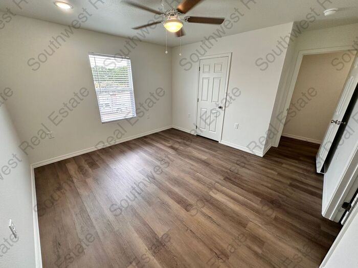 2101 Bobwhite Ct #B - Photo 6 of 16