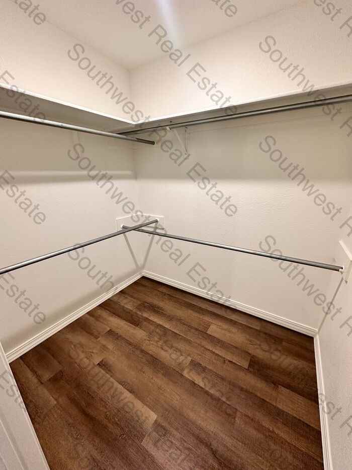 2101 Bobwhite Ct #B - Photo 7 of 16