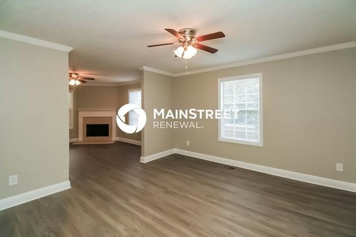 2162 Rachael St Se - Photo 6 of 17