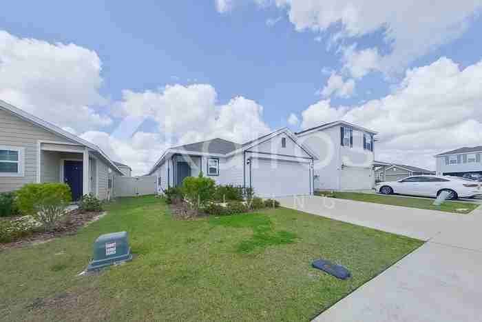 8584 Sw 44th Ct - Photo 2 of 26