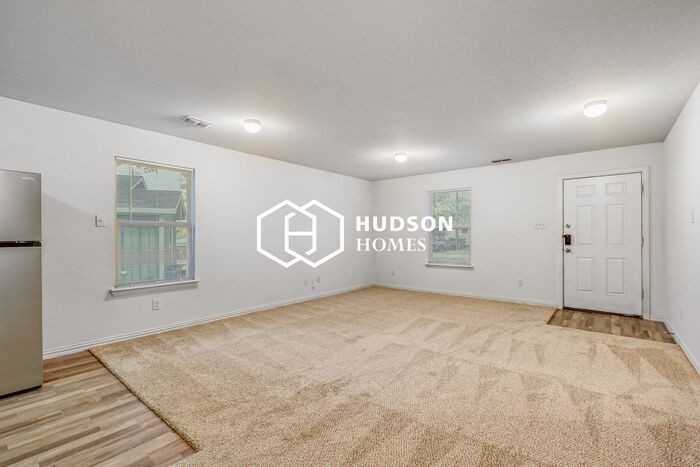 1881 Glenda Ct - Photo 4 of 14