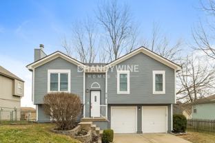 918 Se Kingscross Rd - Photo 1 of 1