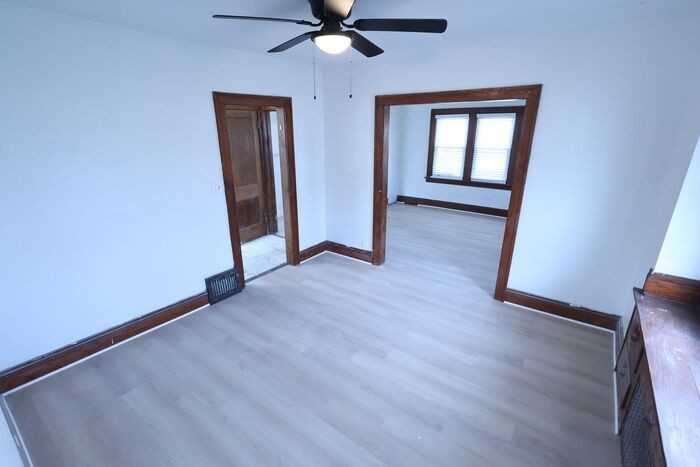 450 Stanton Ave - Photo 6 of 16