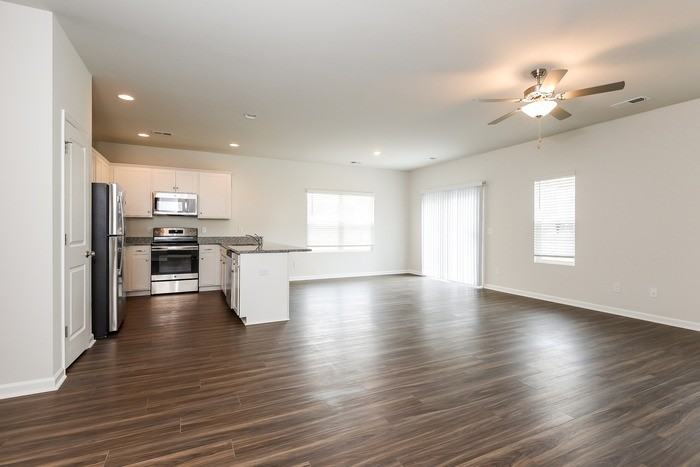 113 Shire Dr - Photo 6 of 13