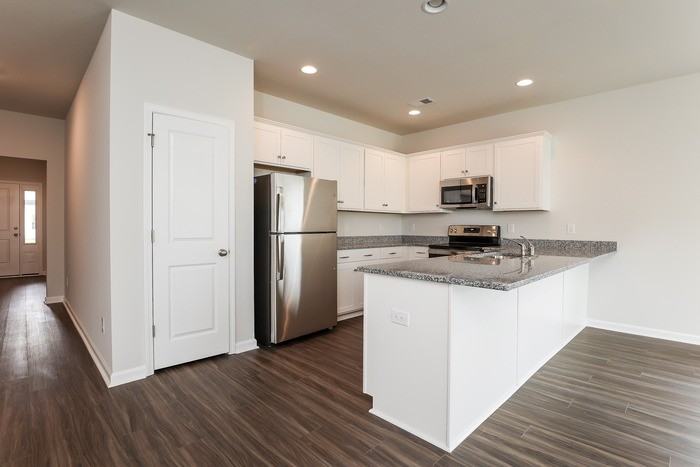 113 Shire Dr - Photo 7 of 13