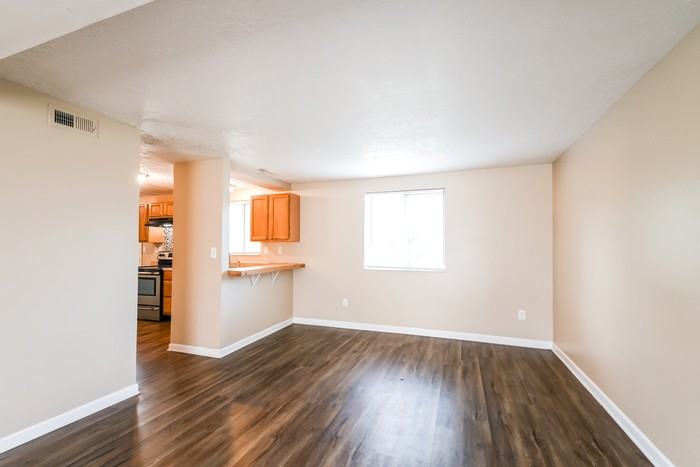 907 Coolee Ln - Photo 5 of 10