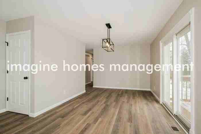 2162 Meadow Dr - Photo 6 of 20