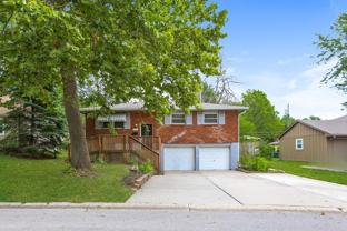 909 Ridge Dr - Photo 1 of 1