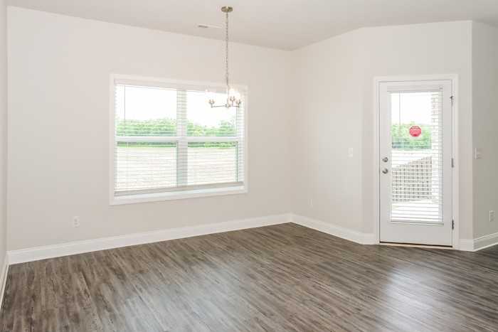 3202 Jordan Farm Cir Ne - Photo 4 of 11