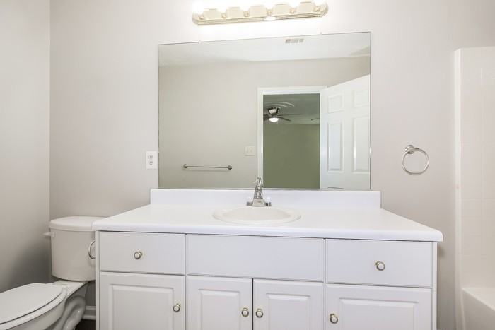 2806 Dearing Dr - Photo 7 of 11