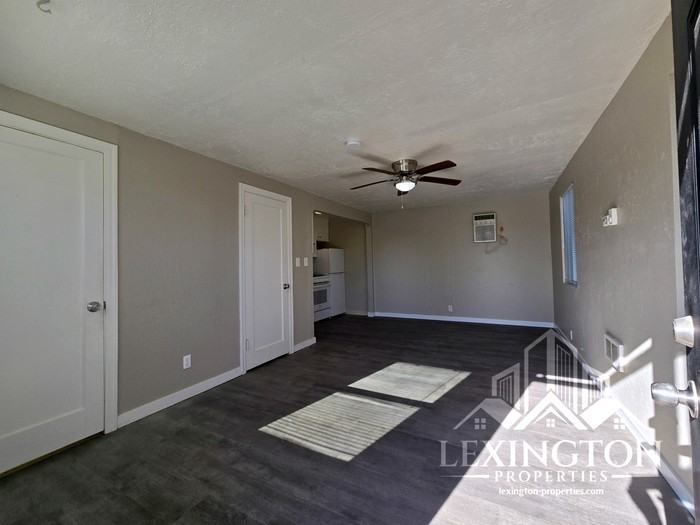 902 Lawton Ave #5 - Photo 5 of 18