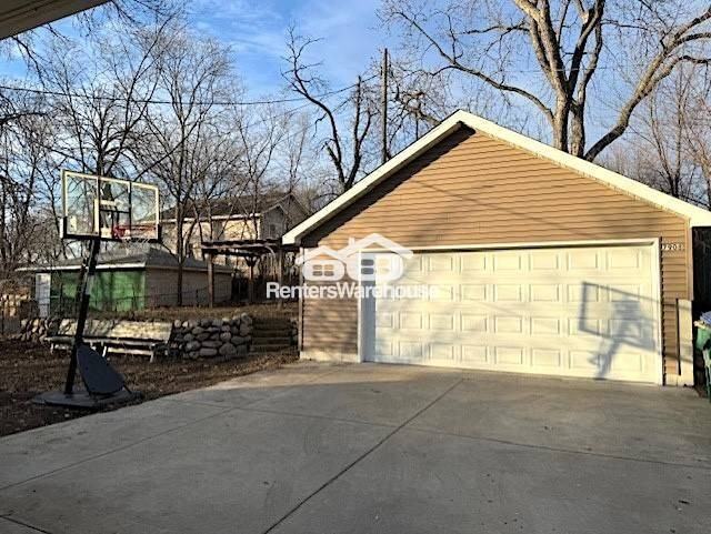 7908 W 31st St - Photo 2 of 21