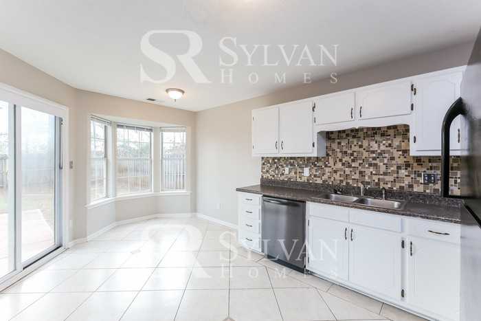 21 Fairhope Ln - Photo 6 of 16