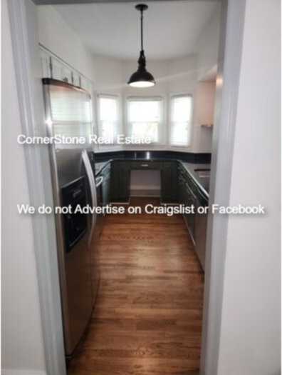 726 Victorian Pl - Photo 7 of 25