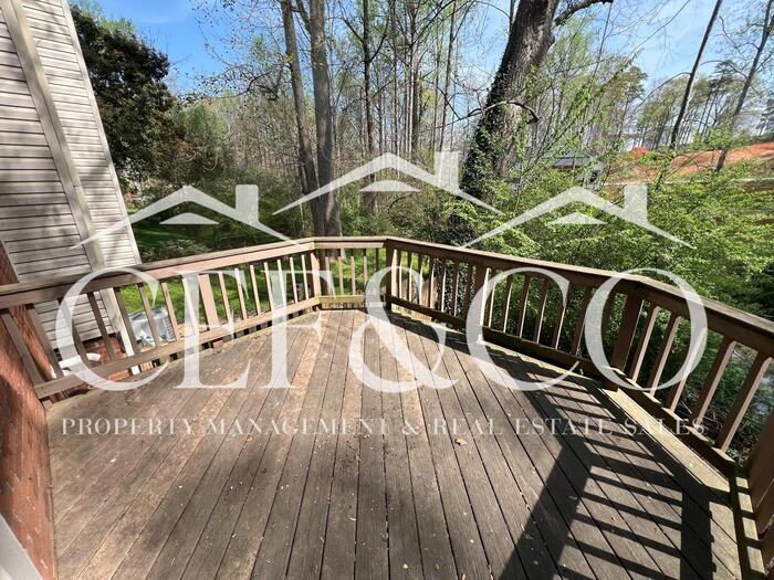 109 Mistybrook Dr - Photo 6 of 26