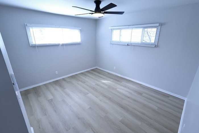 1859 Delia Ave - Photo 7 of 11