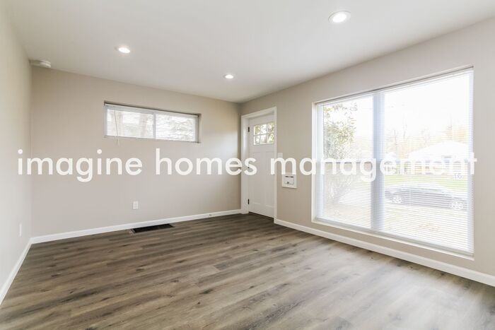 4963 Schroer Ave - Photo 4 of 17