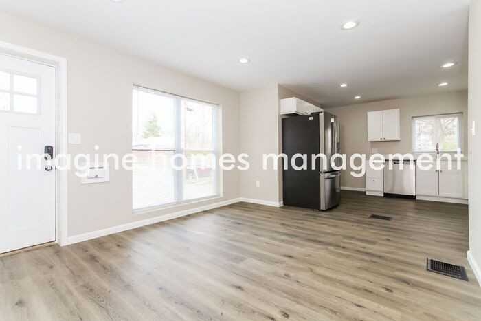 4963 Schroer Ave - Photo 6 of 17