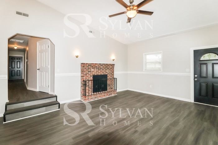 521 Weaver Cir - Photo 4 of 16