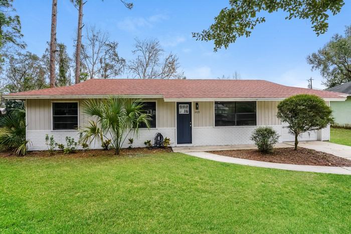 3409 Silver Palm Dr - Photo 2 of 15