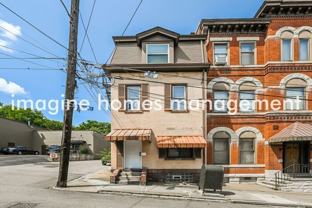 164 S 15th St #1 - Photo 1 of 1