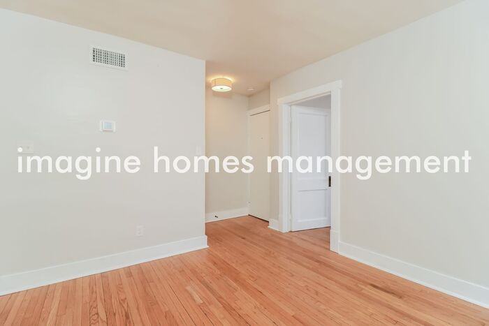 4232 Blaine Ave - Photo 4 of 11