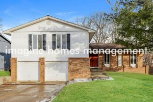 featured image of 408 Willow Wood Ct