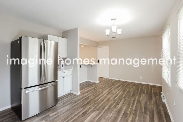 9001 Switzer St - Photo 5 of 20