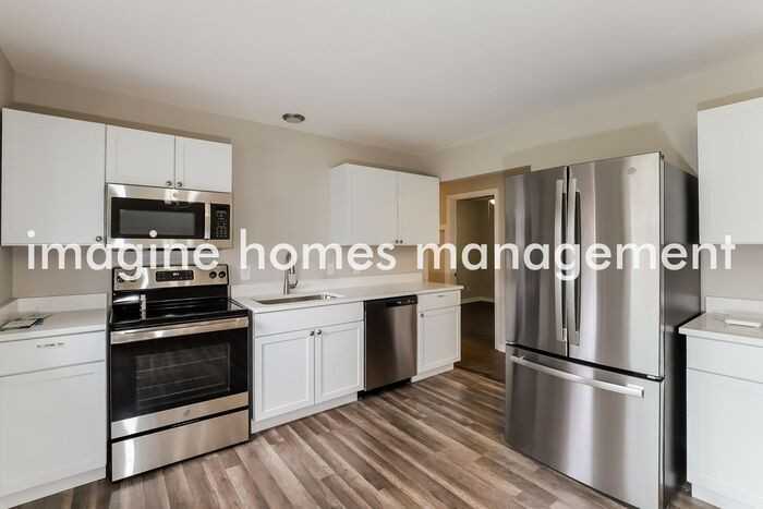 9001 Switzer St - Photo 6 of 20