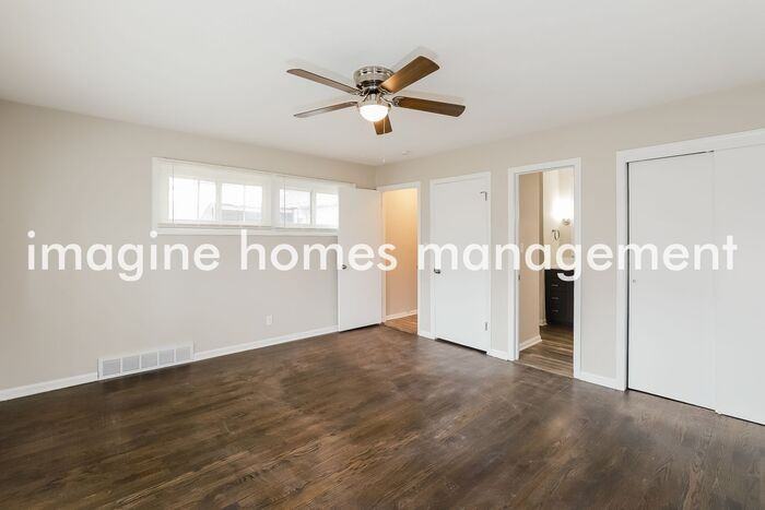 9001 Switzer St - Photo 7 of 20