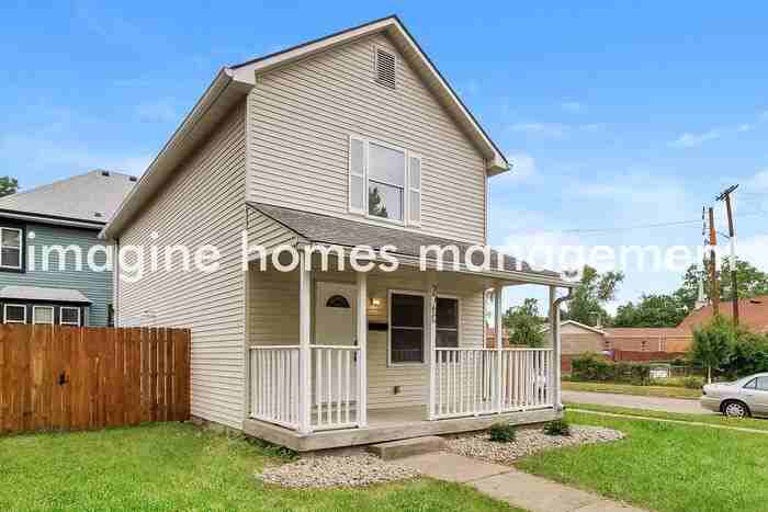 2760 Carrollton Ave - Photo 4 of 18