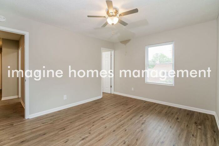 2760 Carrollton Ave - Photo 6 of 18