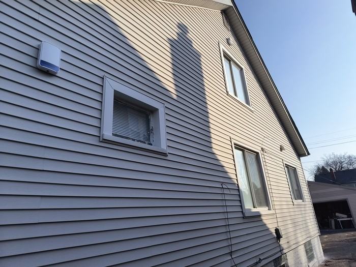 18080 Westphalia St - Photo 3 of 50