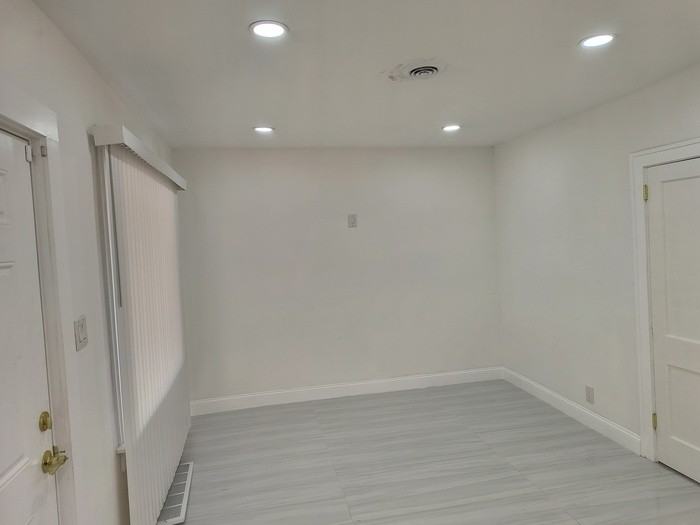 18080 Westphalia St - Photo 4 of 50