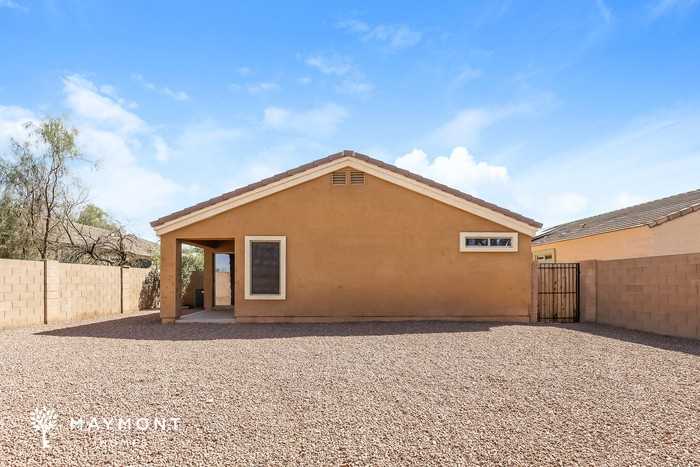 37088 W Amalfi Ave - Photo 3 of 3