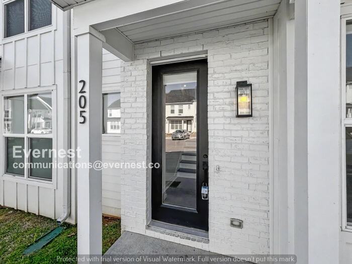 205 Jeffries Way - Photo 3 of 25