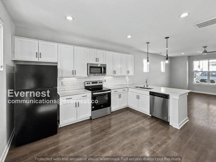 205 Jeffries Way - Photo 5 of 25