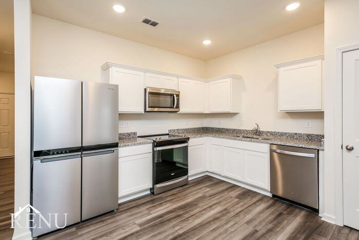 3094 Calcutta St - Photo 4 of 20