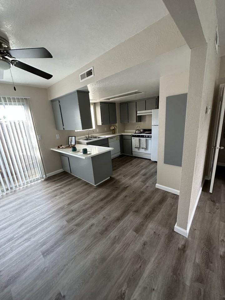 2157 Yosemite Pkwy #5 - Photo 2 of 16