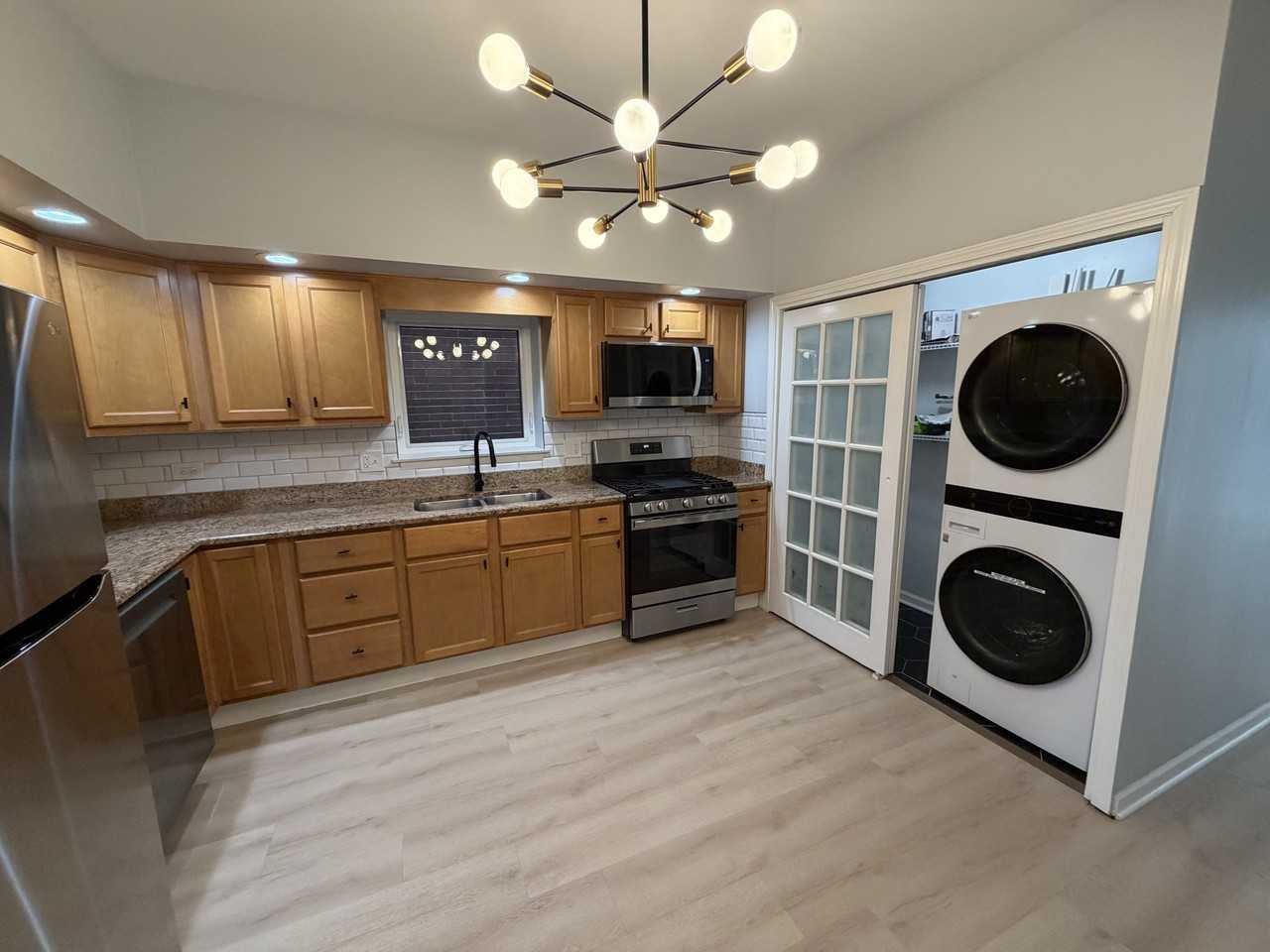 3119 S Princeton Ave #1F - Photo 3 of 10