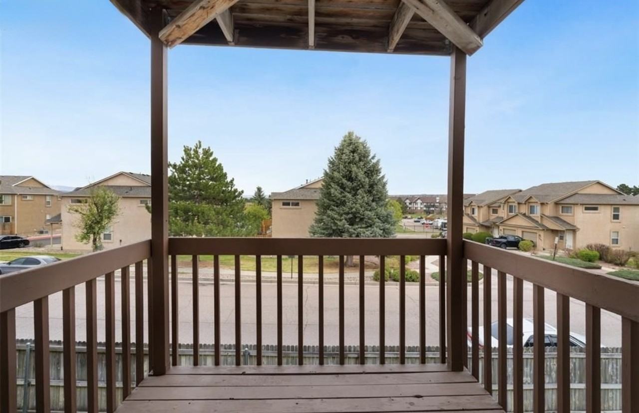 1822 Erin Loop - Photo 4 of 5