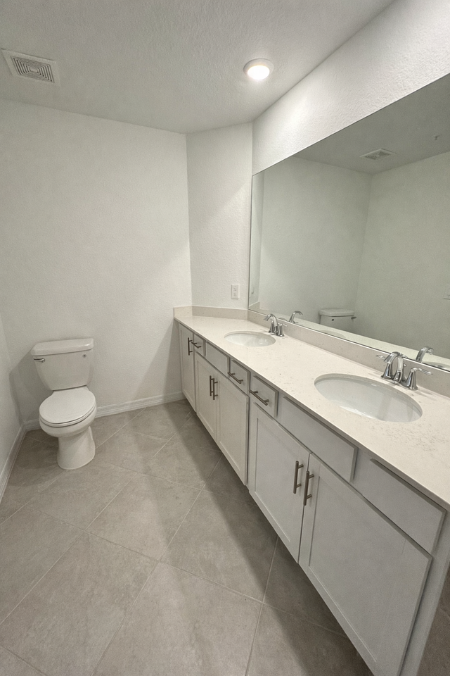 17445 Opal Sand Dr #106 - Photo 4 of 18