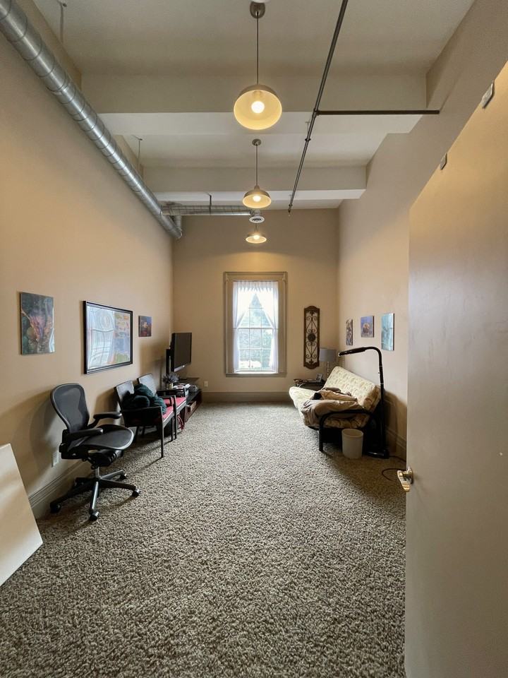 401 W Main St #34 - Photo 6 of 26