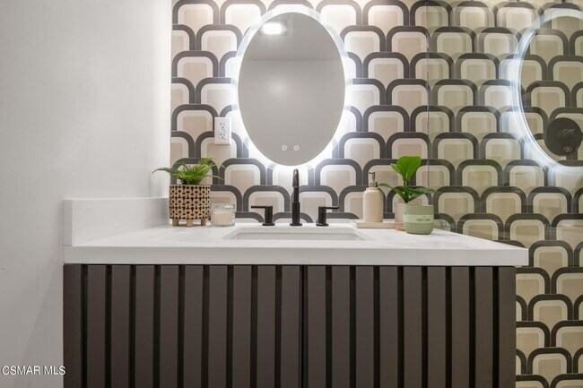 2637 Pierpont Blvd #NA - Photo 3 of 11